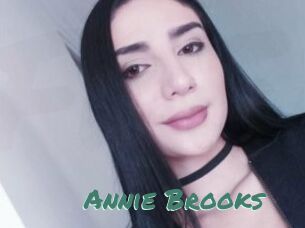 Annie_Brooks
