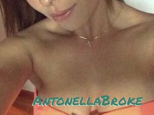 AntonellaBroke