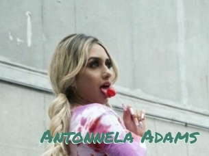 Antonnela_Adams