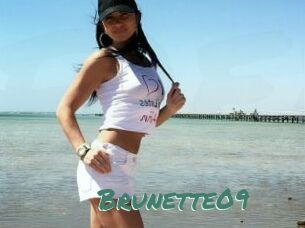 Brunette09