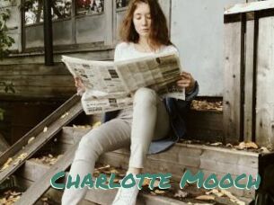 Charlotte_Mooch