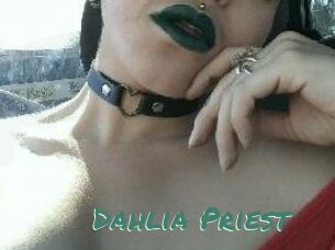 Dahlia_Priest