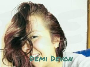 Demi_Devon