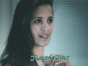 Julia_Dias