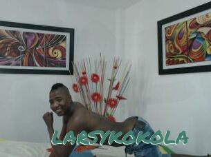 LARSYKOKOLA