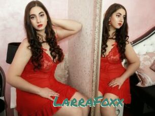 LarraFoxx