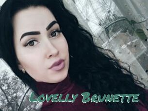 Lovelly_Brunette