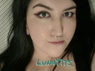 LunaTits