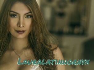 Lauralatinhornyx