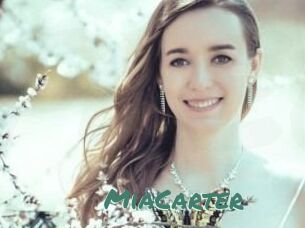 Mia_Carter