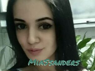 MiaSsanders