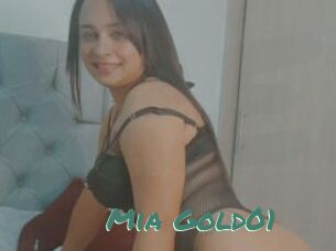 Mia_Gold01