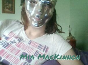 Mia_MacKinnon