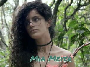 Mia_Meyer