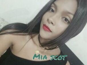 Mia_scot