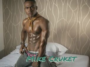 Mike_Cruket