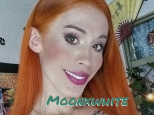 Moonxwhite