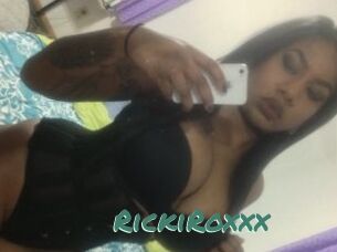 RickiRoxxx