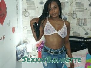 SexxxyBrunette