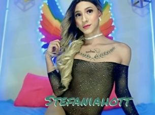 Stefaniahott