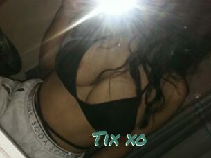 Tix_xo
