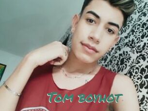Tom_boyhot