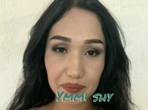 Ymmi_shy